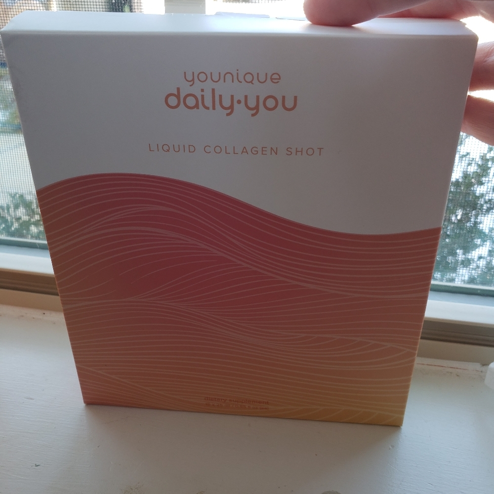 🚨NEW🚨Younique Collagen (15 packets)